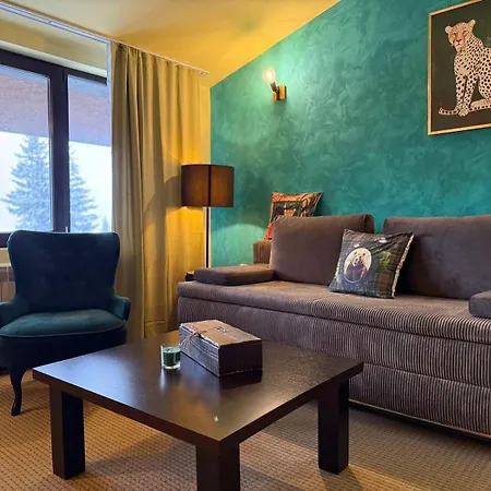 Wild Luxury Pamporovo Apartamento